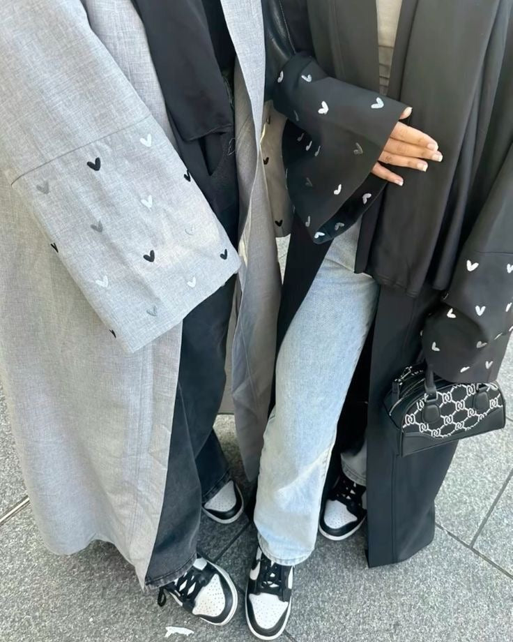 Hearts Abaya