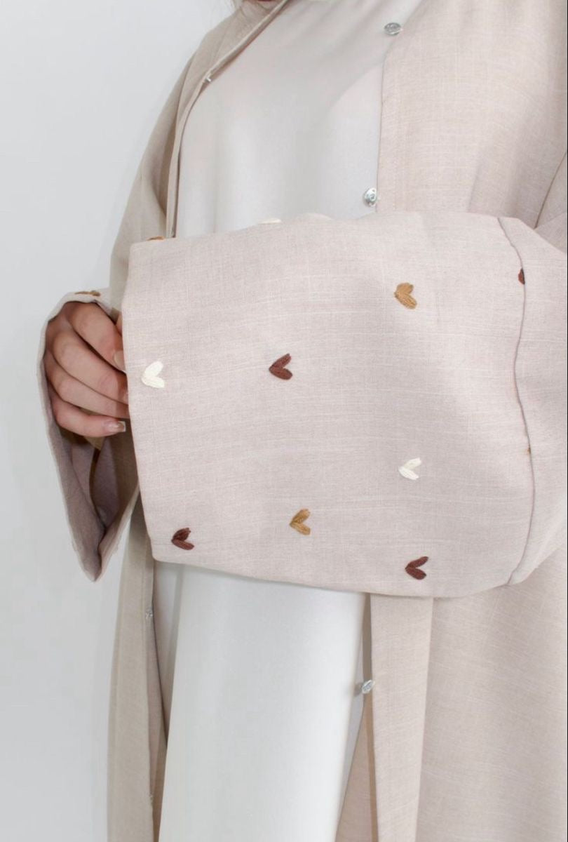 Hearts Abaya