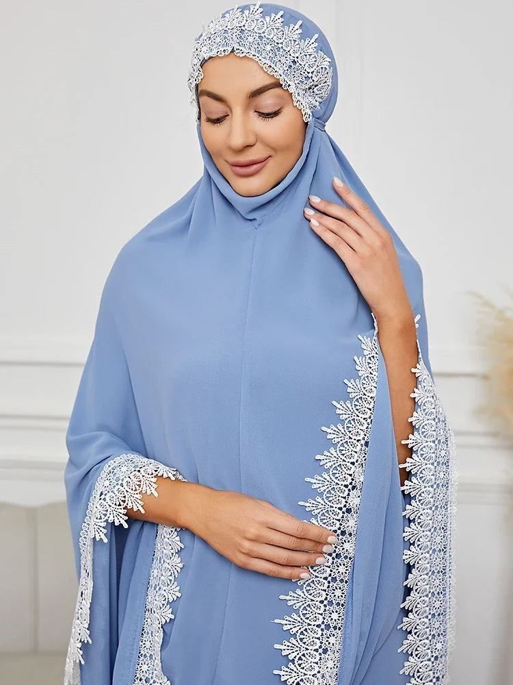 Two-Piece Lace Trim Set