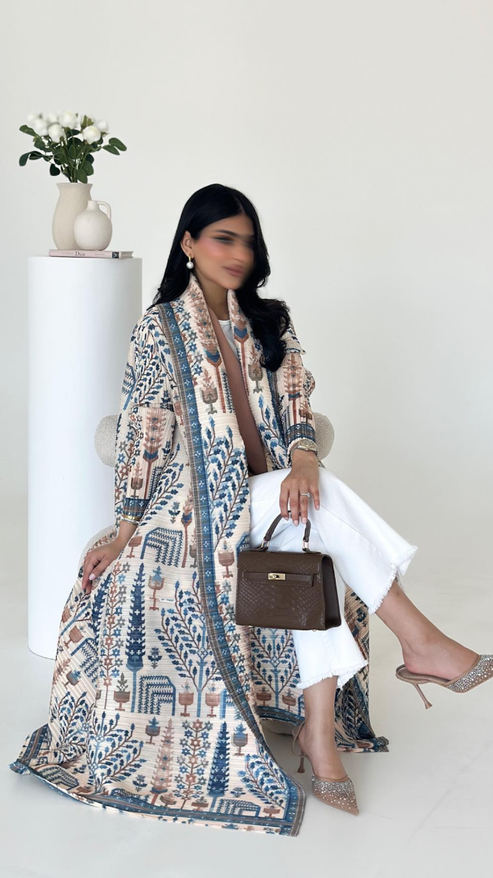 Oud Essence Kaftan 