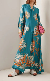 Retro Maxi Dress in Draped Silhouette