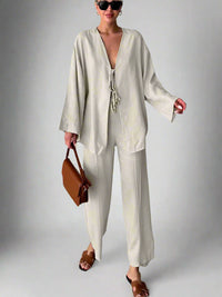 Soft_Knit_Two-Piece_Suit_Details_2