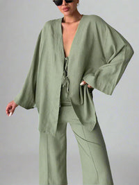 Soft_Knit_Two-Piece_Suit_Details_3
