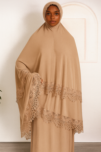 Two-Piece Lace Trim Prayer Set